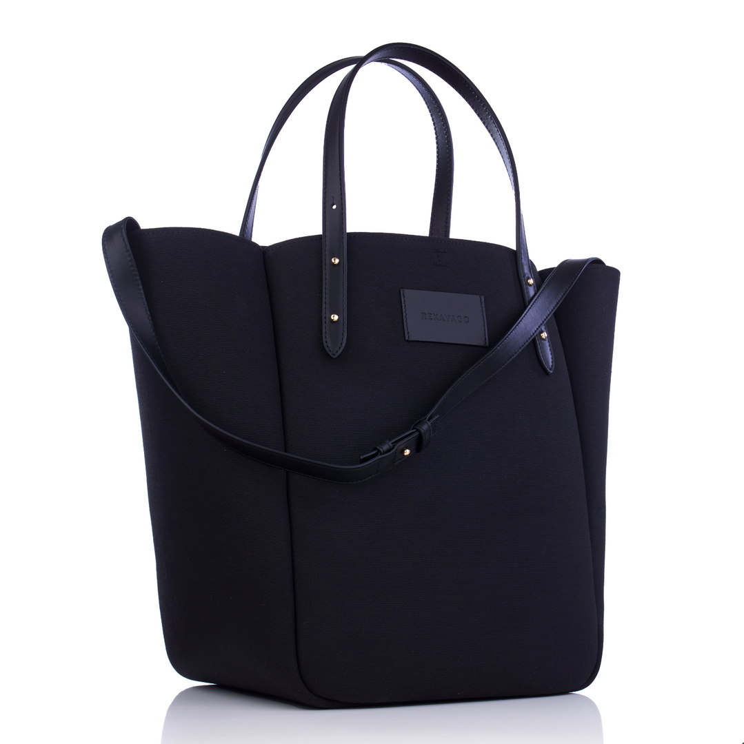 THE BOSS ON VACAY SHOPPER BAG BLACK CANVAS