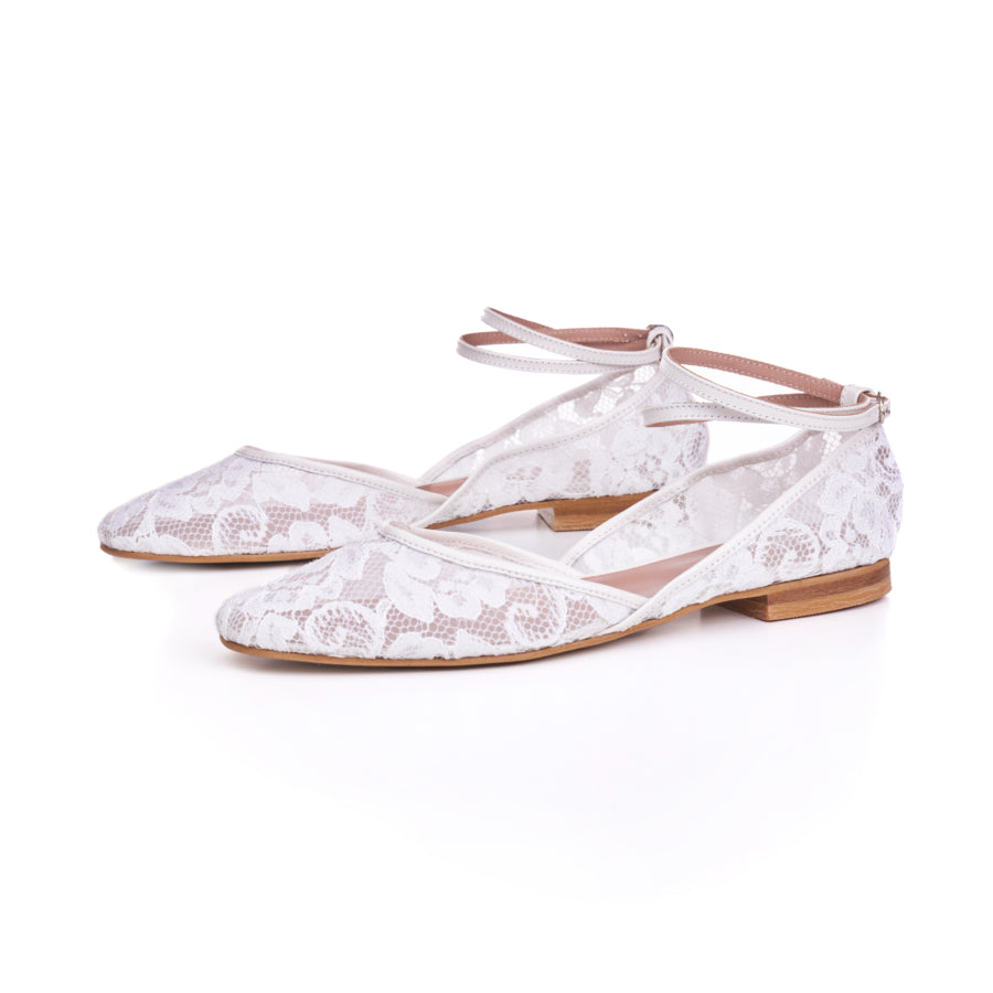 LILY BALLERINA WHITE LACE