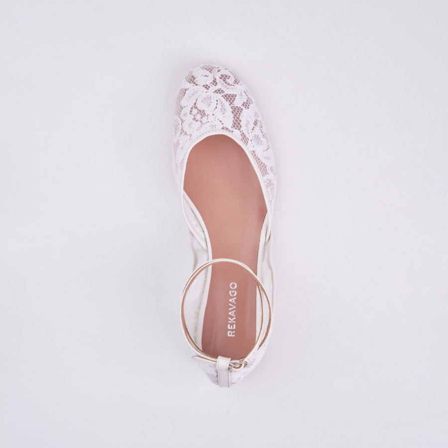 LILY BALLERINA WHITE LACE